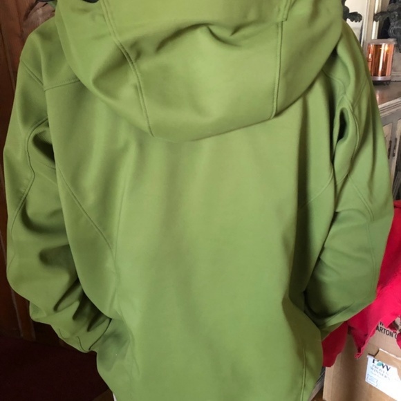 Arc'teryx Epsilon SV Windbreaker Hoodie (S) - Picture 4 of 7